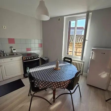 Chez Armande 2 Etoiles Apartment